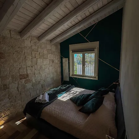 Bed & Breakfast White House R&b *