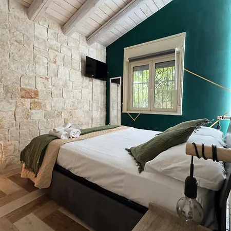 Bed & Breakfast White House R&b